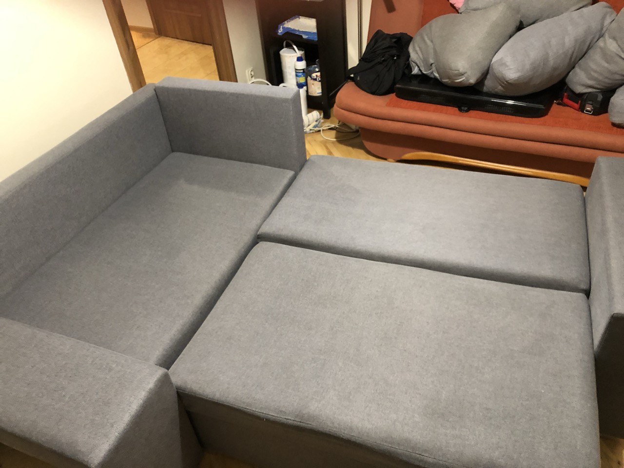 Pranie kanapy Warszawa przed i po